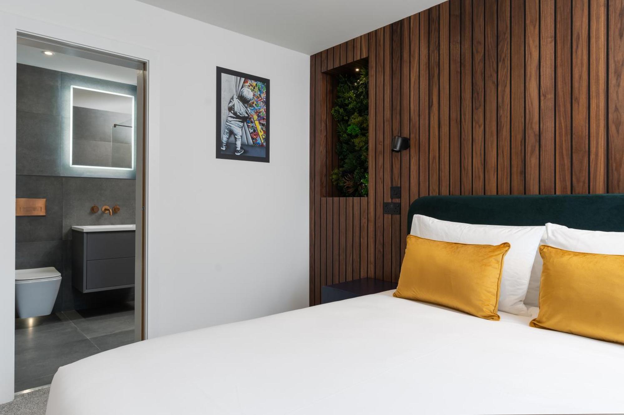 Room 2 Hotel Style Double Bedroom In Марасион Экстерьер фото